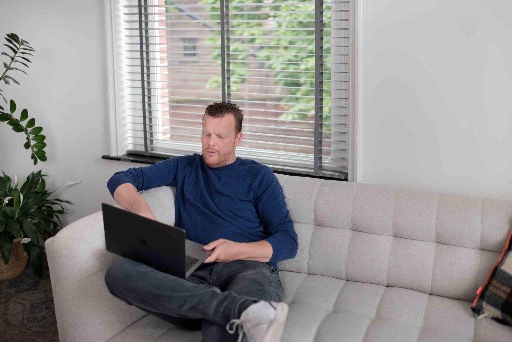 Wie zit er in een toxische relatie?